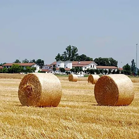 Il Carrettino Country 3* Tortona